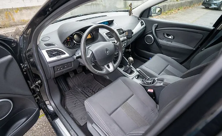 Zunanja slika - Renault Mégane - Megane  1.9 dCi 130 - 10