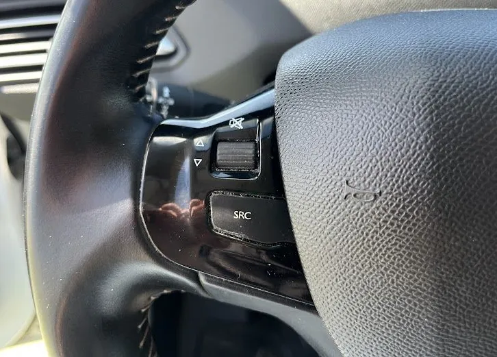 Zunanja slika - Peugeot 308 - SW 1.2 PureTech 130 S S Active. NAVI. 2X PDC. - 12