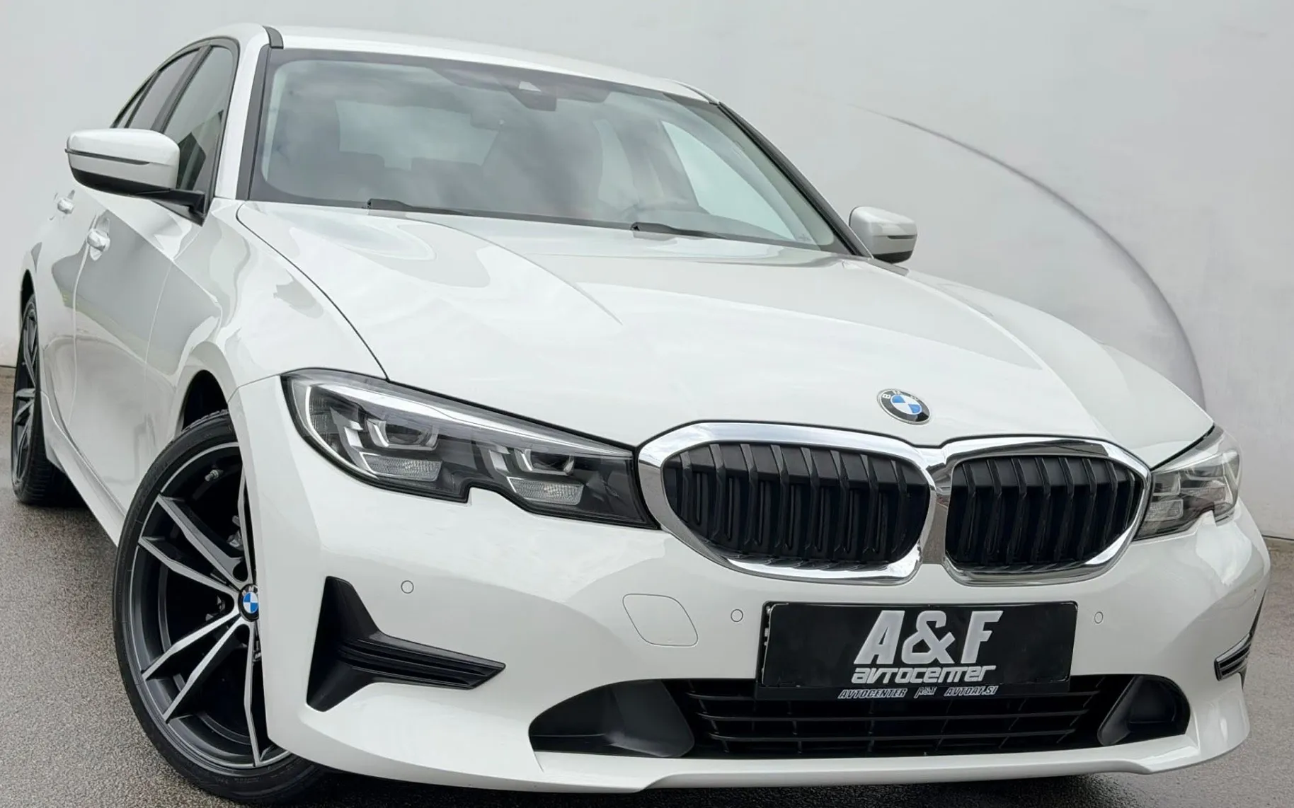 Zunanja slika - BMW Serija 3 - : 318d-AUT-LED-100.000km-LIZING ZA TUJCE-NAVI- - 3
