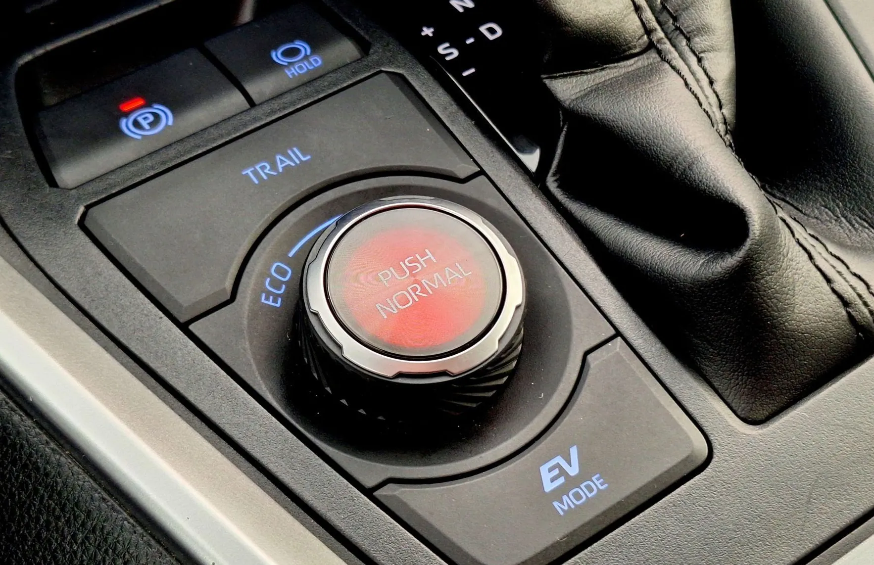 Zunanja slika - Toyota RAV4 - Hybrid AWD 2.5 EXECUTIVE•SLO•KAMERA•NAVI•ACC• - 14