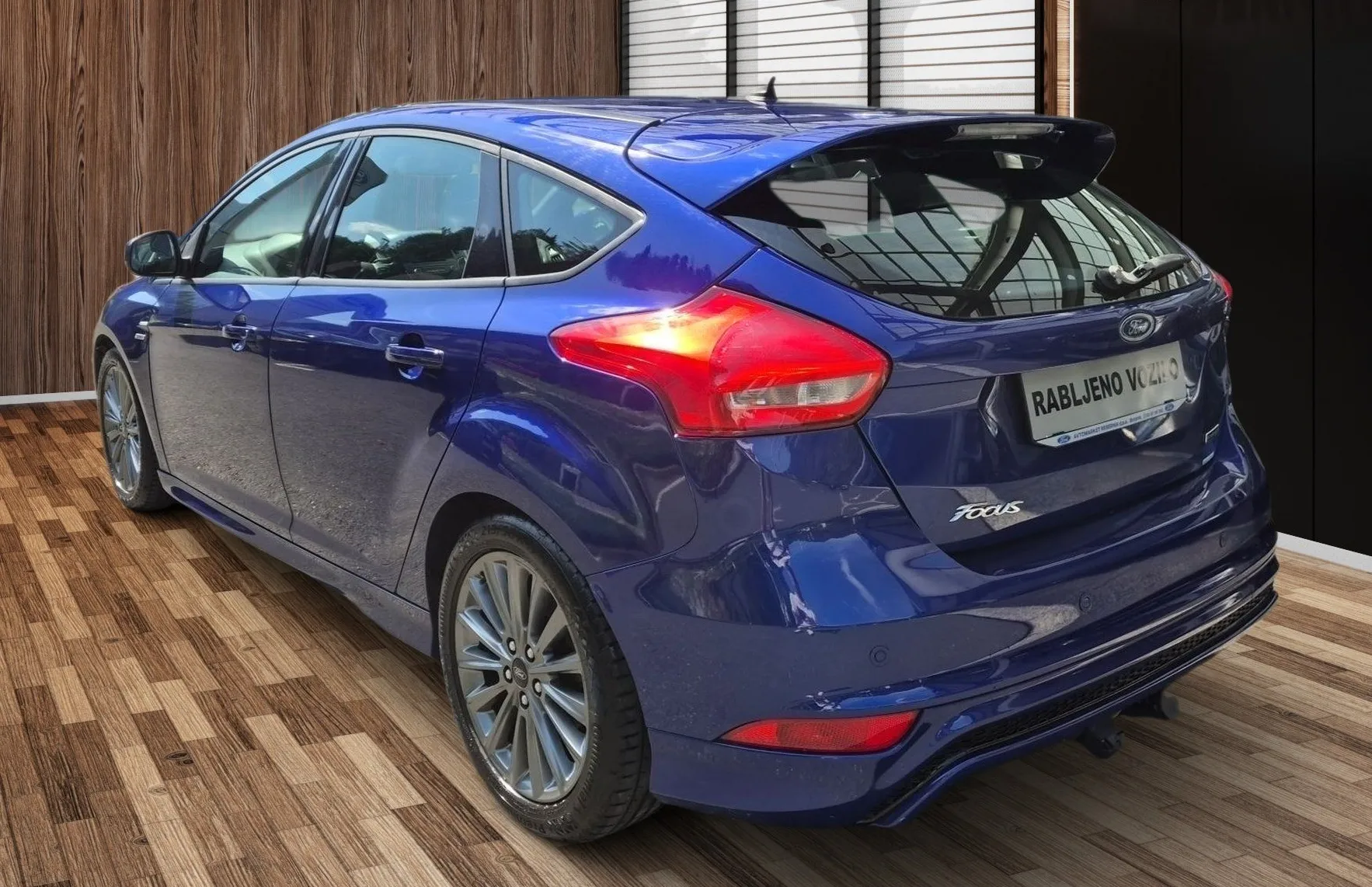 Zunanja slika - Ford Focus - ST-LINE 1.0 125PS M6-SLO-2.LAST-REDNO SERVISIRAN - 5