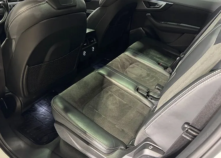 Zunanja slika - Audi Q7 - ultra 3.0 TDI quattro - PANOR - KLJUKA - NAVI -LED - 10