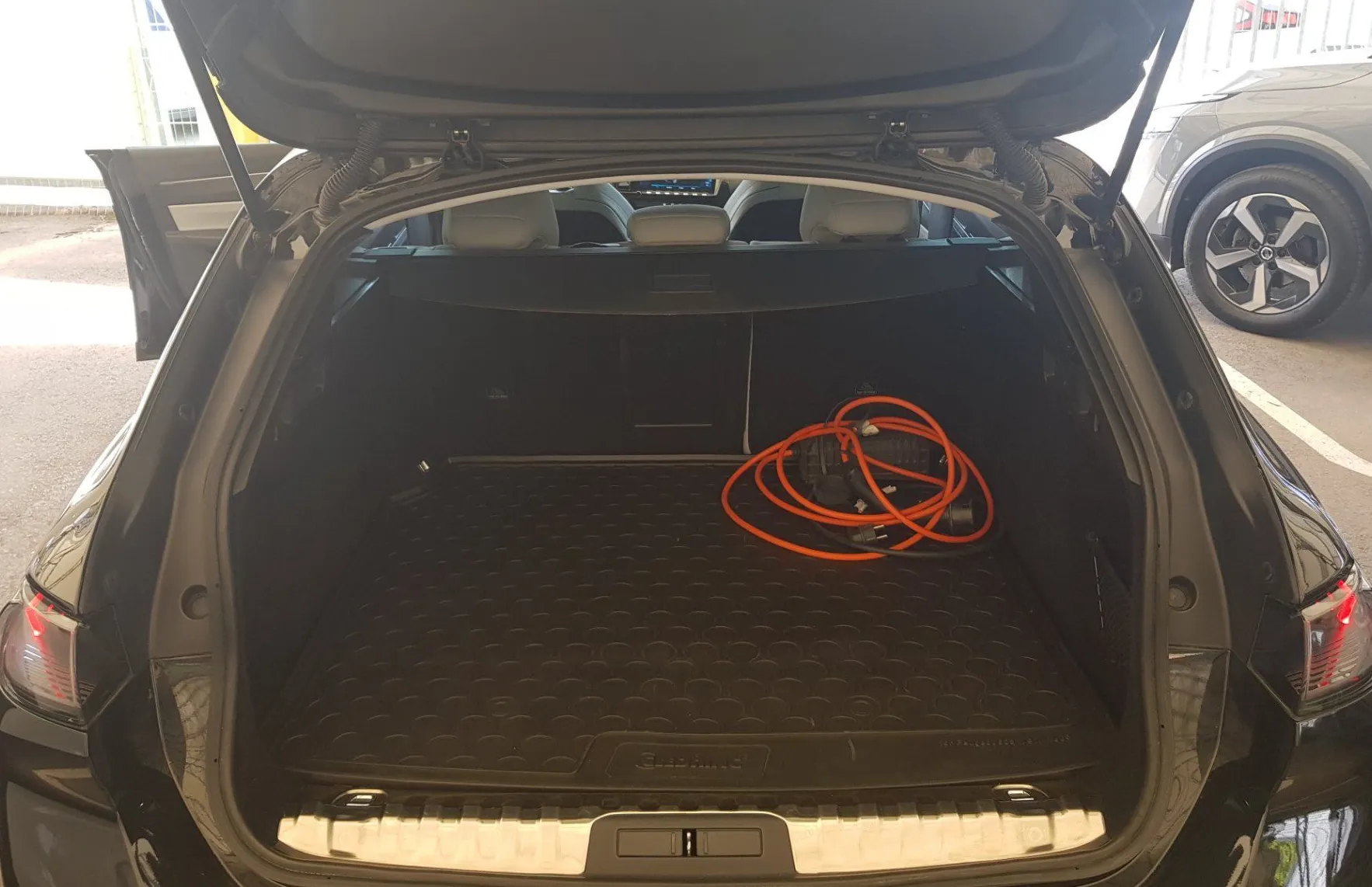Zunanja slika - Peugeot 508 - SW PHEV 225 Allure Avt. - 18