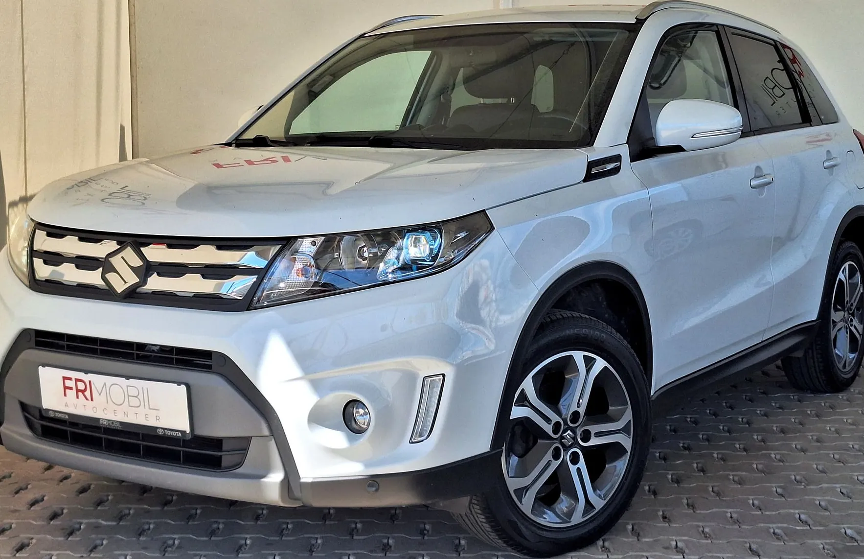 Zunanja slika - Suzuki Vitara - AllGrip 1.6 Elegance •VLEČNA KLJUKA•SLO•NAVI• - 1