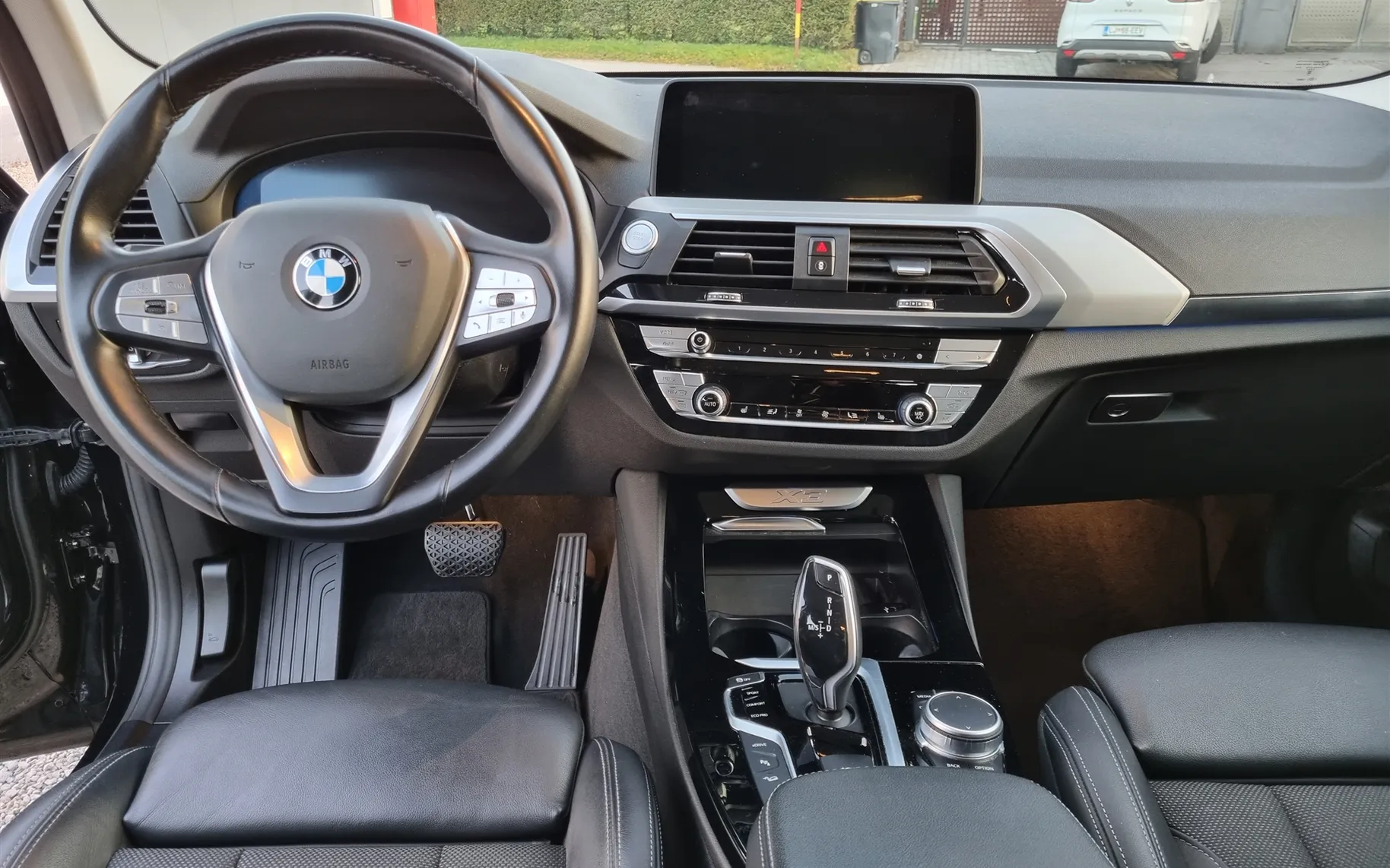 Zunanja slika - BMW X3 - xDrive30e - 7