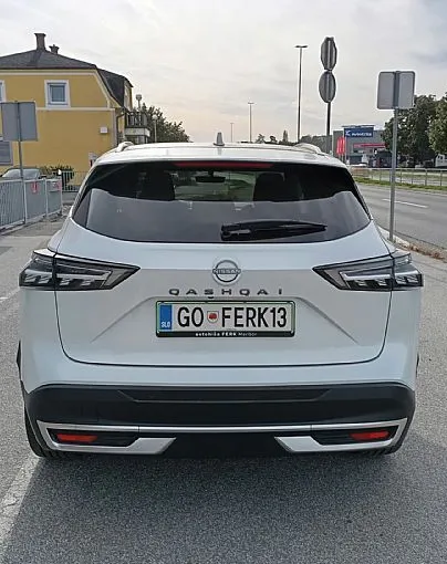 Zunanja slika - Nissan Qashqai - 1.3 DIG-T MHEV Tekna X-Tronic   COLD   PRO PILOT - 4