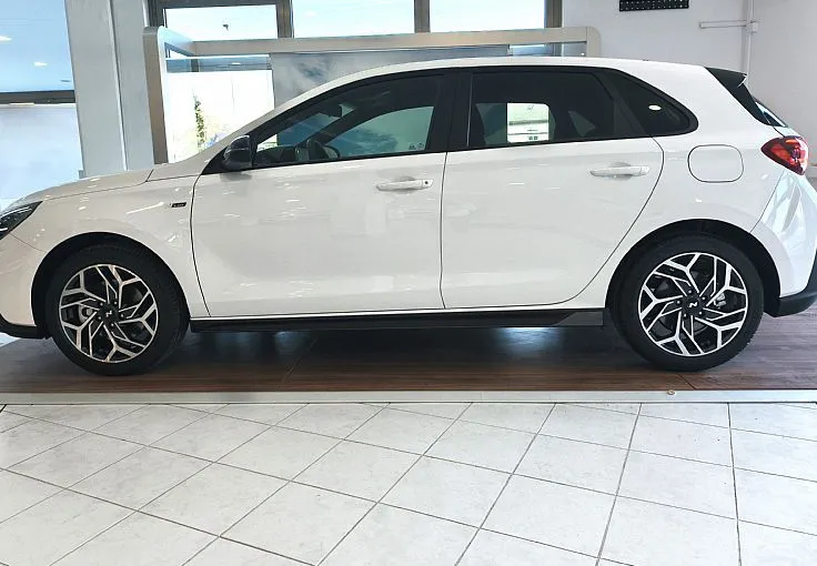 Zunanja slika - Hyundai i30 - 1.6 T-GDI PREMIUM N-LINE-WINTER-REZ.KOLO-VIDEO - 3