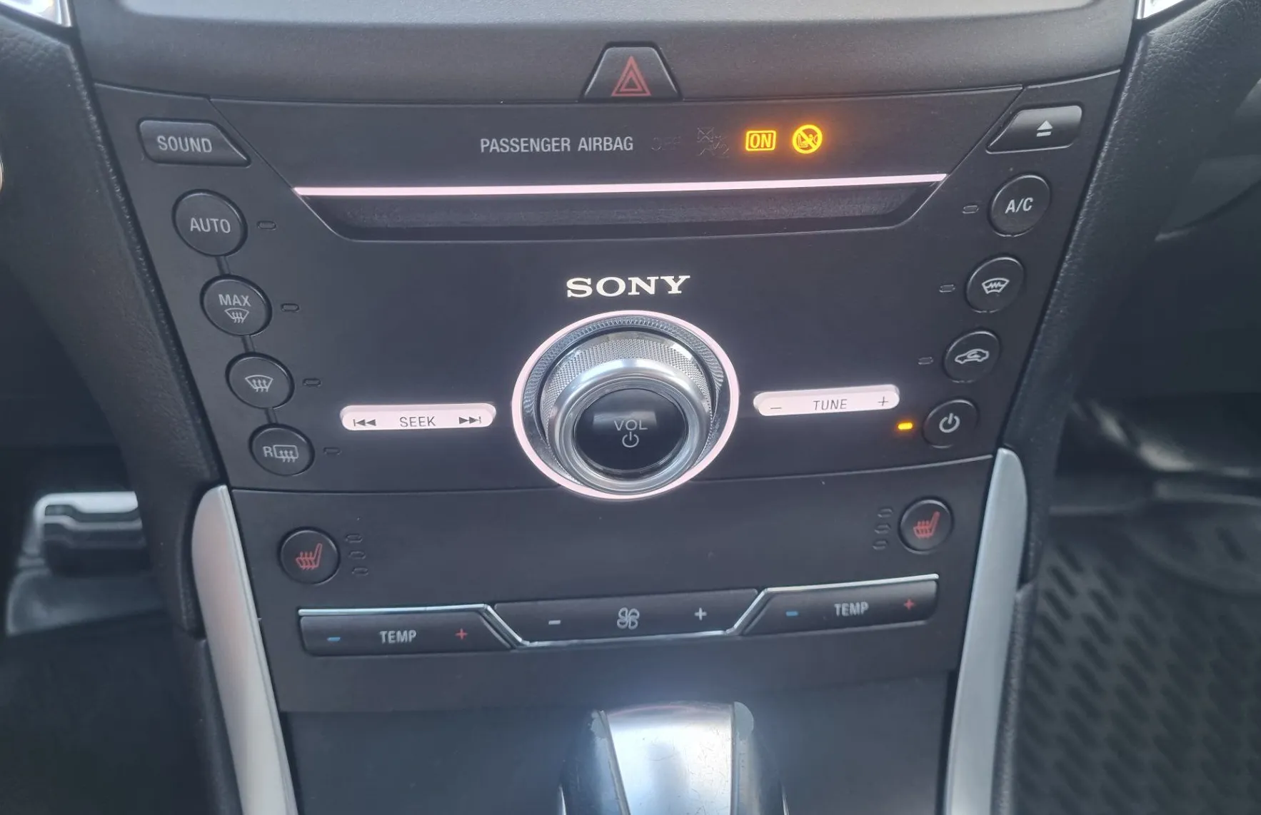 Zunanja slika - Ford Edge - AWD 2.0 TDCi ST-Line - AVTOMATIK + BOGATA OPREMA - 16