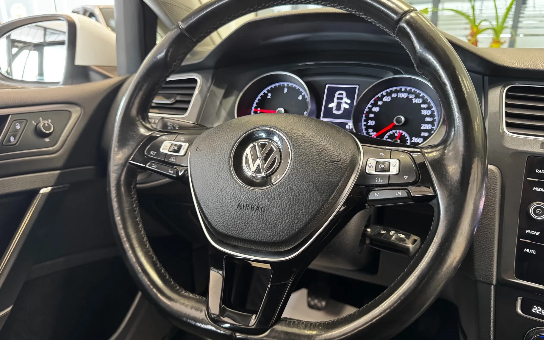 Zunanja slika - Volkswagen Golf - 1,6 TDI BMT - 13
