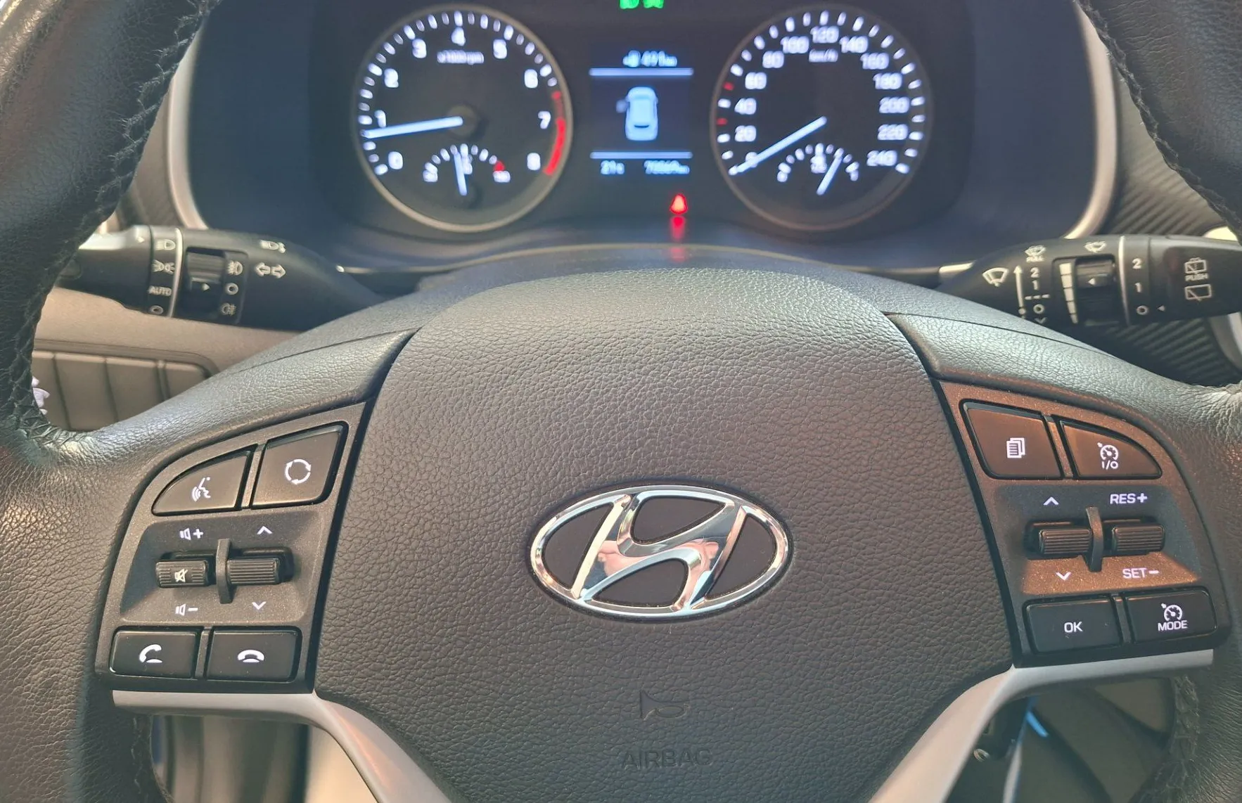 Zunanja slika - Hyundai Tucson - 1.6 GDI PREMIUM-SLO-1.LAST.-LED-NAVI-KAMERA- - 14