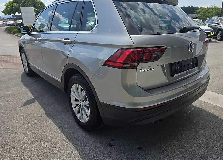 Zunanja slika - VW Tiguan - 2.0 TDI Comfortline 110kW DSG - 5