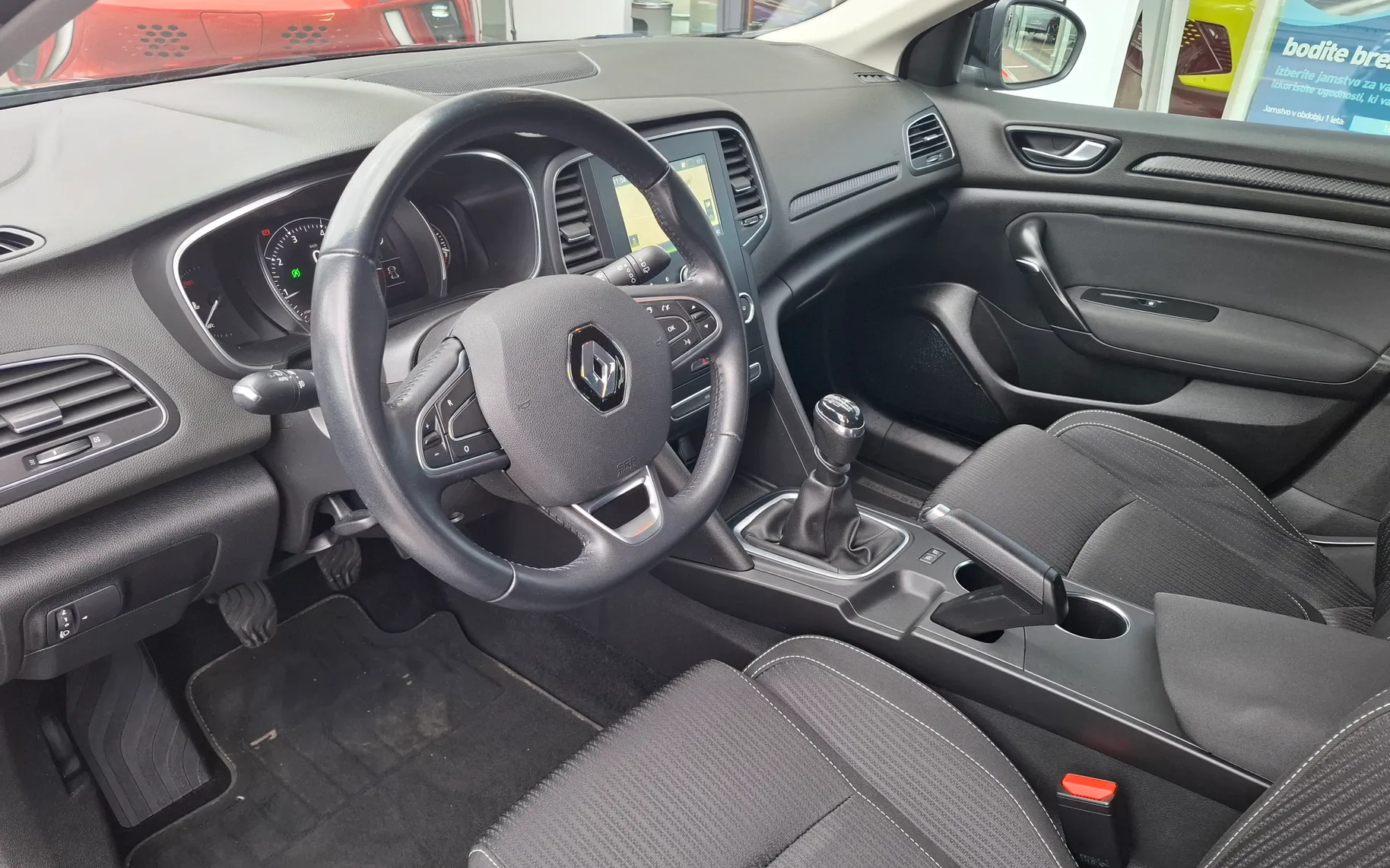 Zunanja slika - Renault Megane Limousine - 1.3 16V - LEPO OHRANJEN - ZNANA SERVISNA ZGOD. - 8