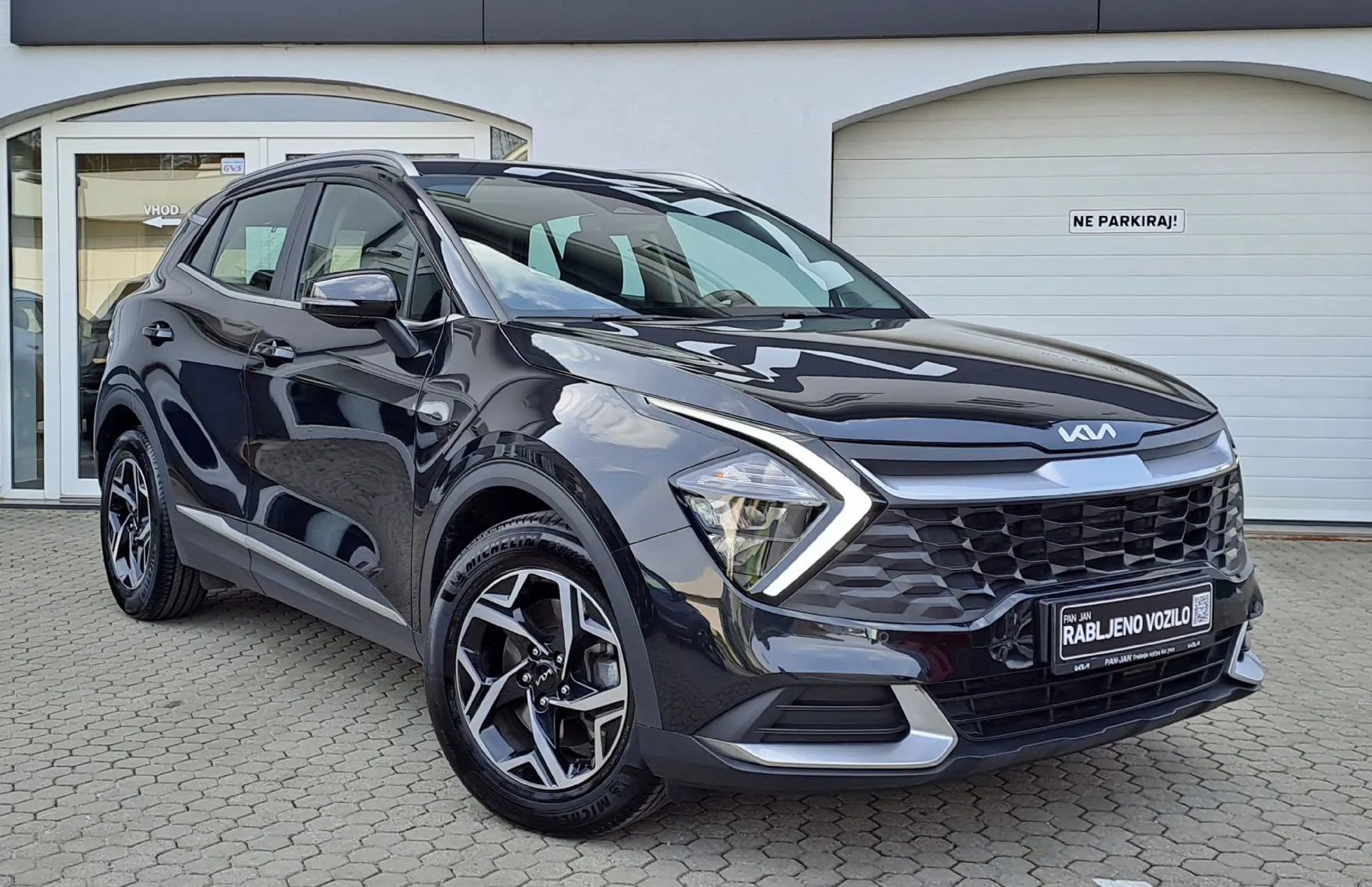 Zunanja slika - KIA Sportage - 1.6 T-GDi 118kW LX Fresh.ISG 7 DCT - 2