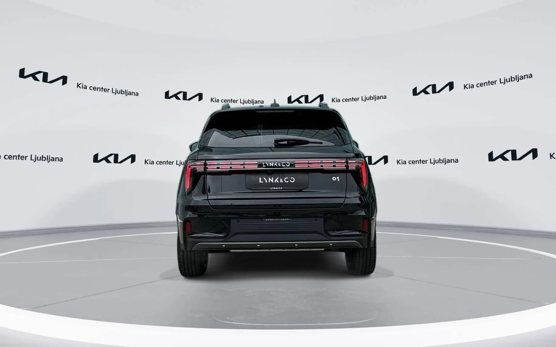 Zunanja slika - Lynk & Co 01 - More 2025 Priključni hibrid - 6