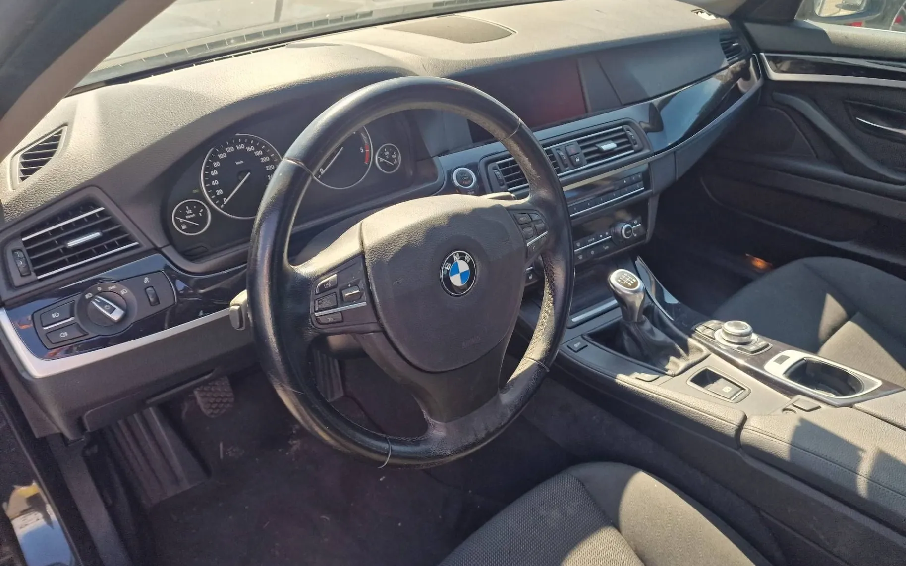 Zunanja slika - BMW serija 5: - 520d SLO NA KREDIT BREZ POLOGA - 6