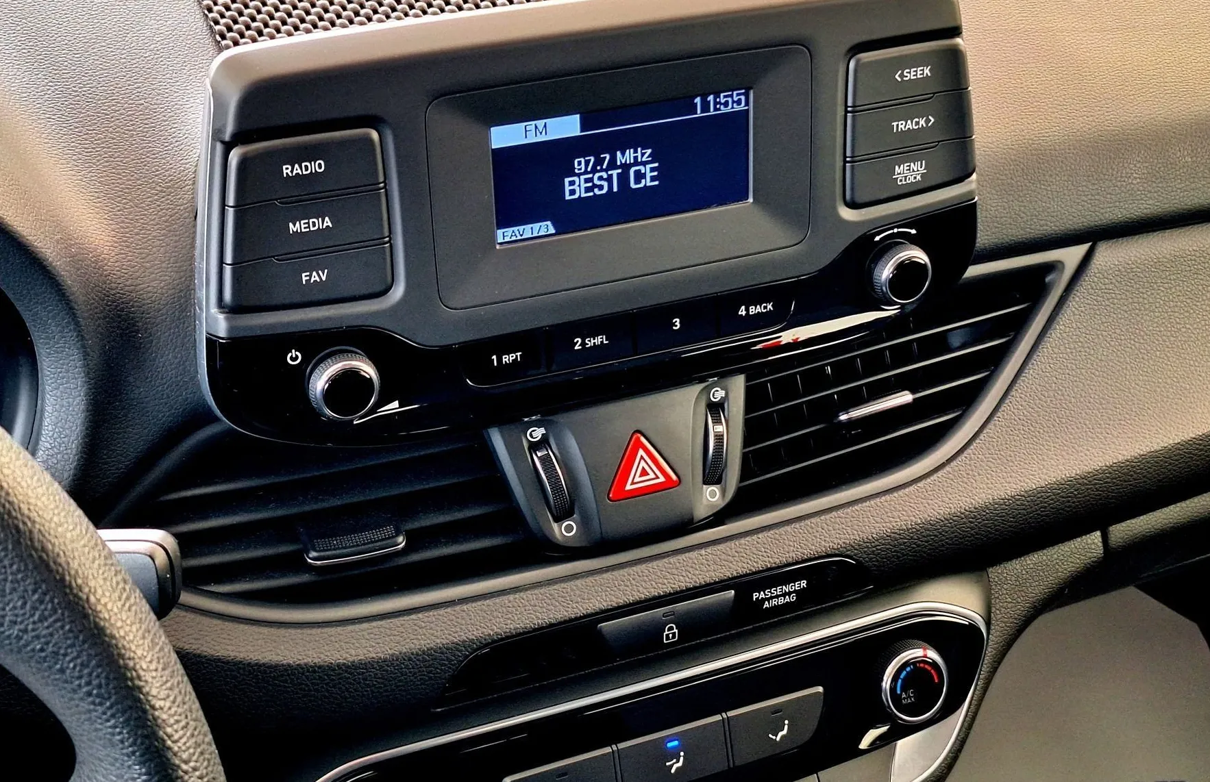 Zunanja slika - Hyundai i30 - 1.0 T-GDI TREND •SLO•... - 14