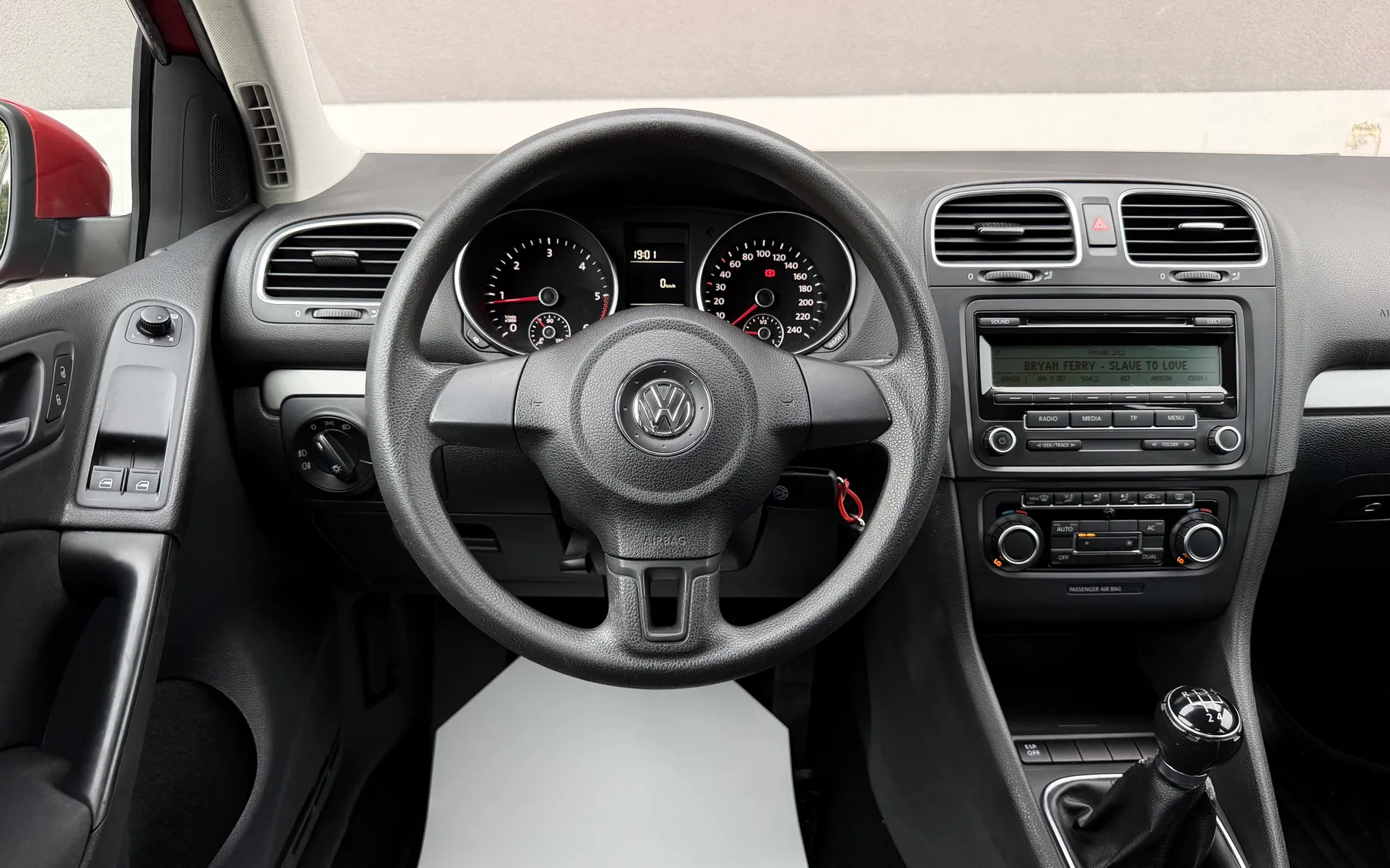 Zunanja slika - Volkswagen Golf - 1.6 TDI 1.LASTNIK SLO.VOZILO KLIMA ALU 17 - 13