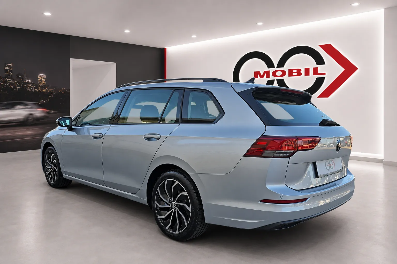 Notranja slika - Volkswagen Golf Variant - 2.0 TDI DSG Life - LED.virtual.navi.ACC.ALU17 - 7