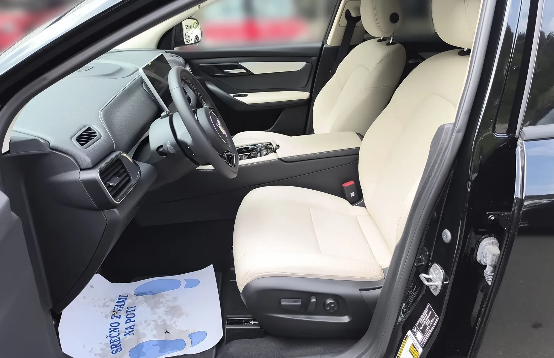 Zunanja slika - Vinfast VF8 - 87.7kWh AWD Plus 408PS-GRATIS POLNILNICA 22 KW - 9