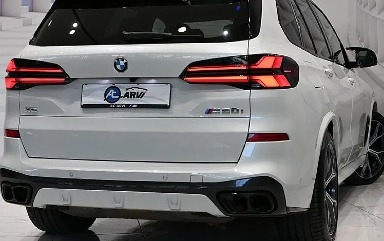 Zunanja slika - BMW X5 - serija : M60i xDrive.M.SPORT-ZRAČNO-KLJUKA-PANO-HUD-WEB-KEY - 4