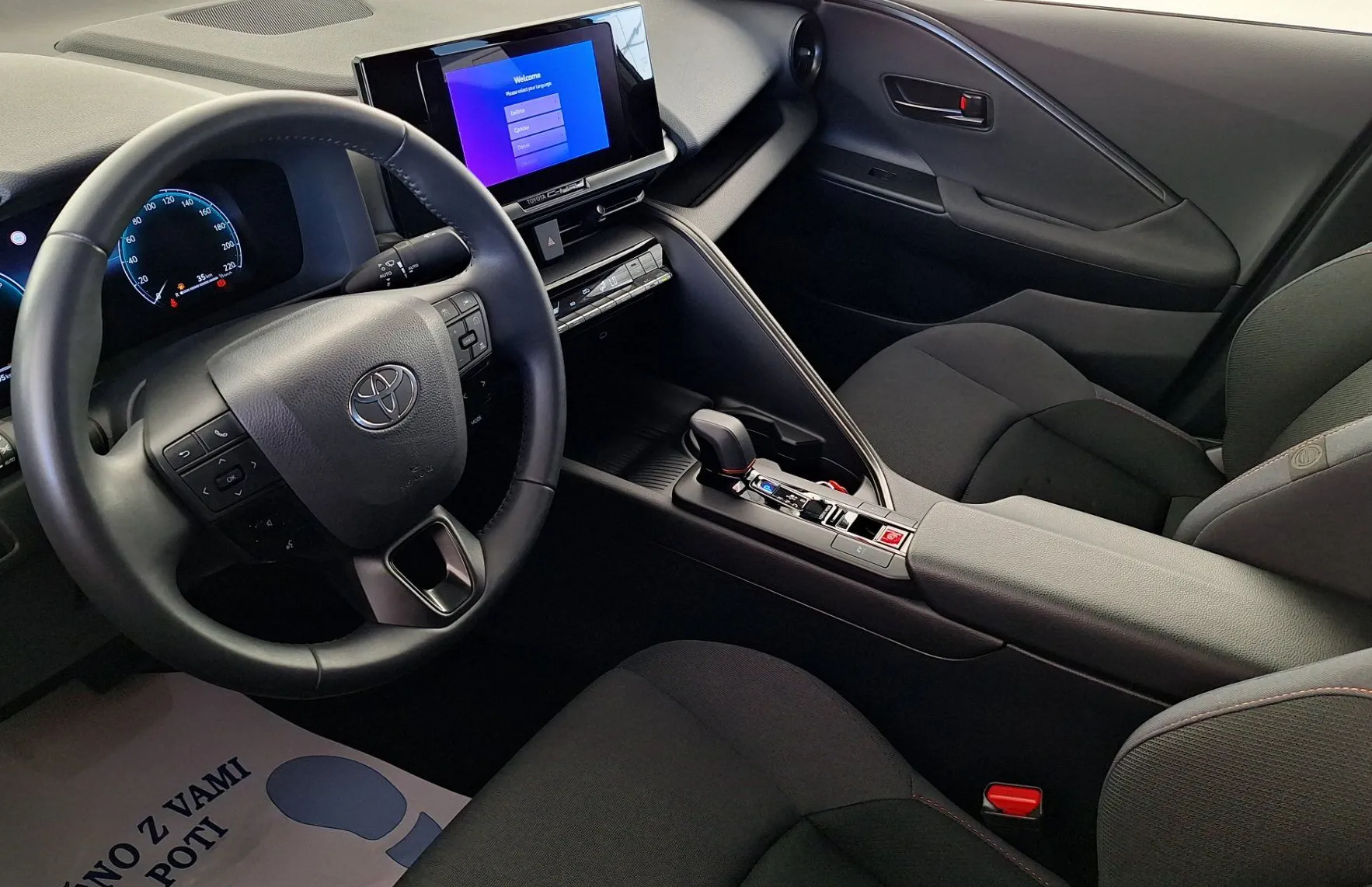 Zunanja slika - Toyota C-HR - Hybrid 1.8 C-LUB Tech Avt. - 11