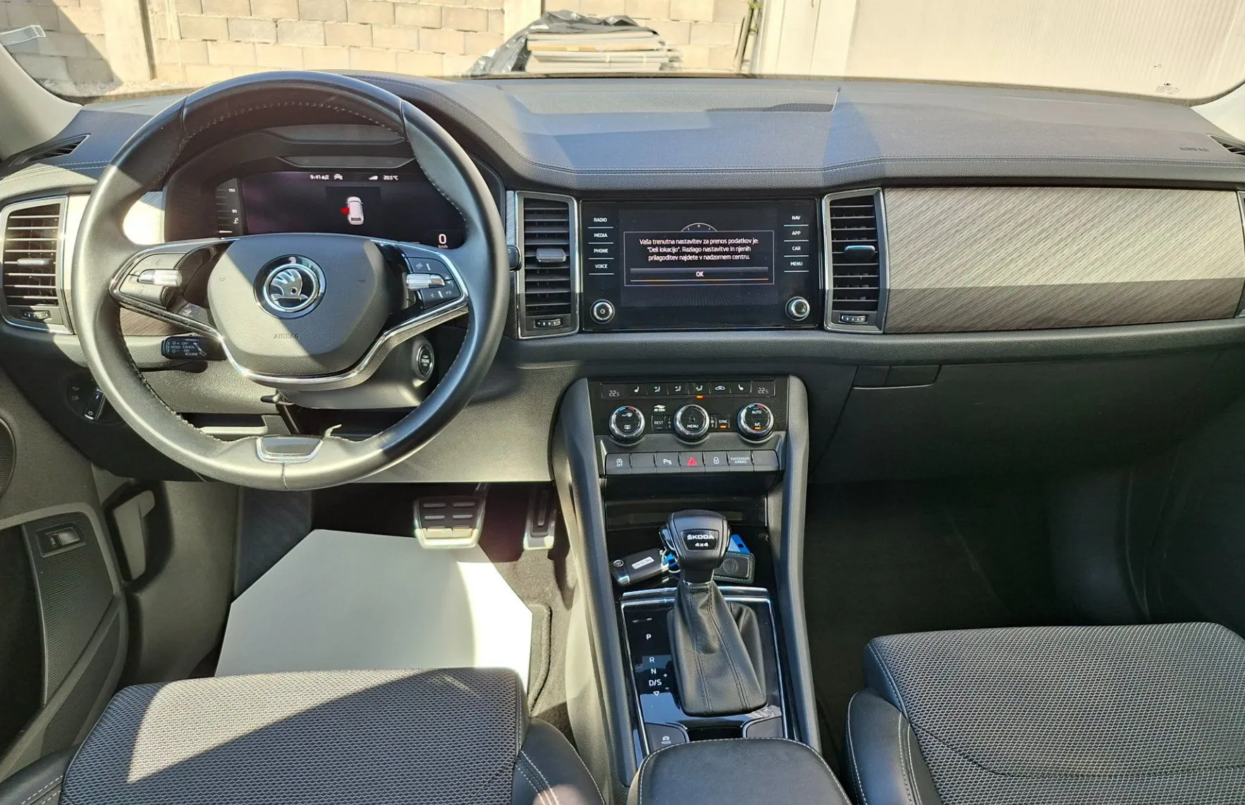 Zunanja slika - Škoda Kodiaq - 4x4 2.0 TDI Style DSG MATRIX KAMERA RADAR TEMPOMAT - 11