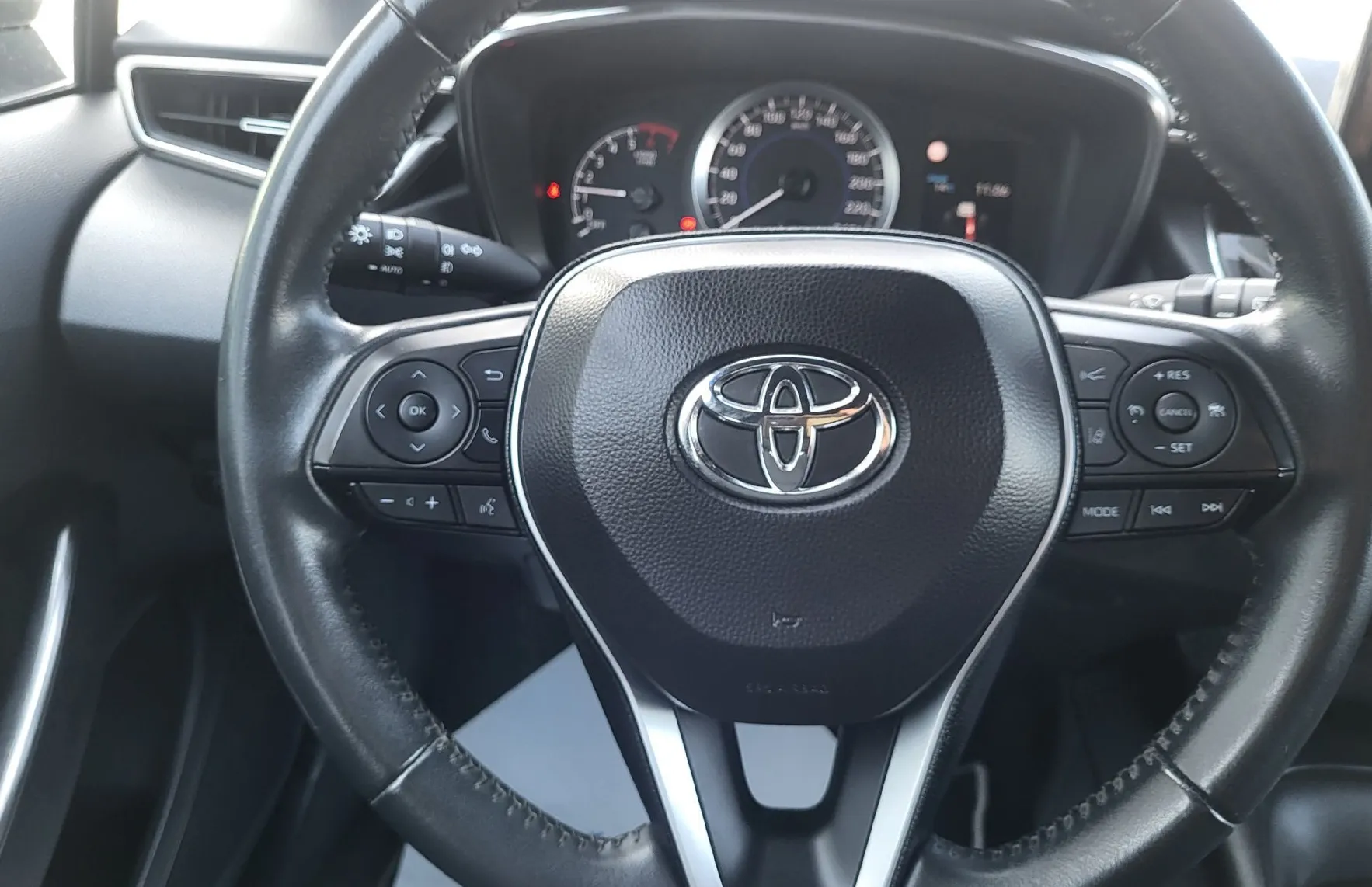 Zunanja slika - Toyota Corolla - 1.8 Hybrid 1 last-navi-alu-kamera-temp-acc-led - 8
