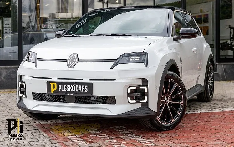 Zunanja slika - Renault 5 E-tech - techno EV40 90kW + VINJETA - 1