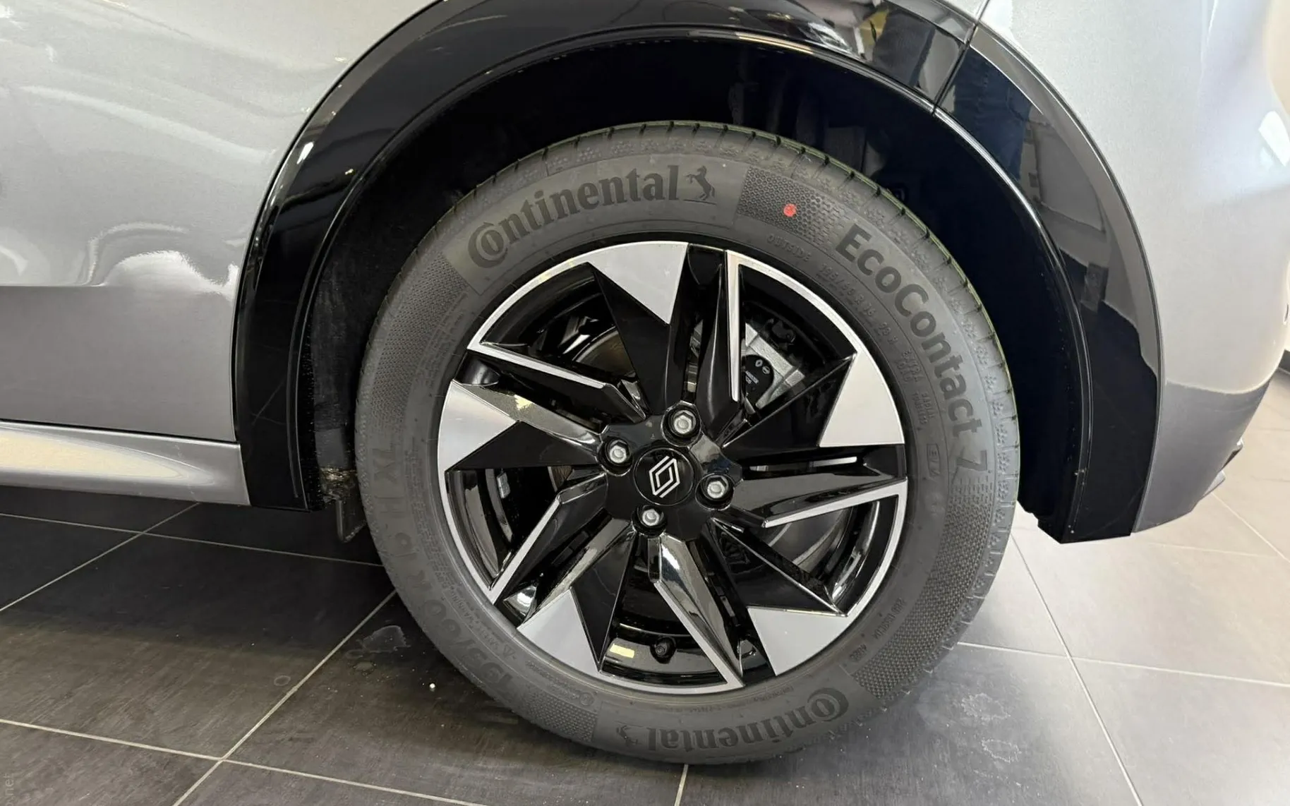 Zunanja slika - Renault Clio - TCe 115 Techno - 4