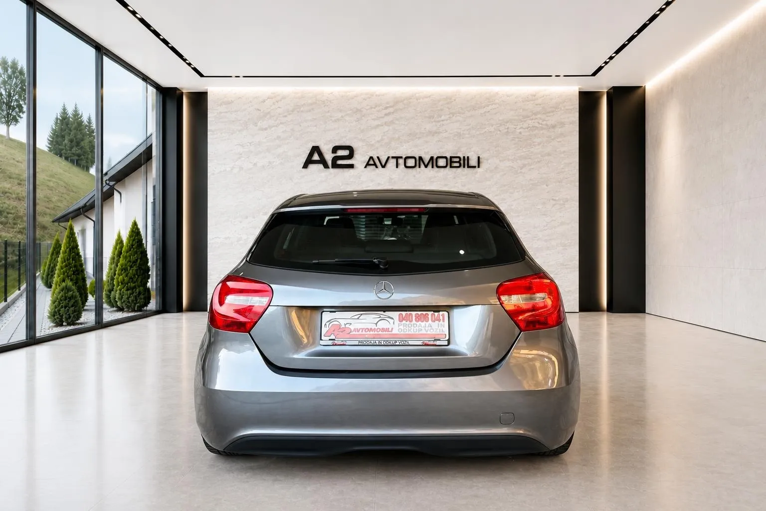 Zunanja slika - Mercedes-Benz A-Razred - 180 -AMG SEDEŽI-KLIMA-ALU- - 3