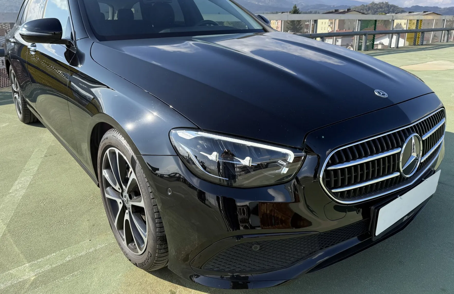 Zunanja slika - Mercedes-Benz E-Razred - E 200 d T Avantgarde Avt.LED.NAVI. USNJE. OGR.S. - 3