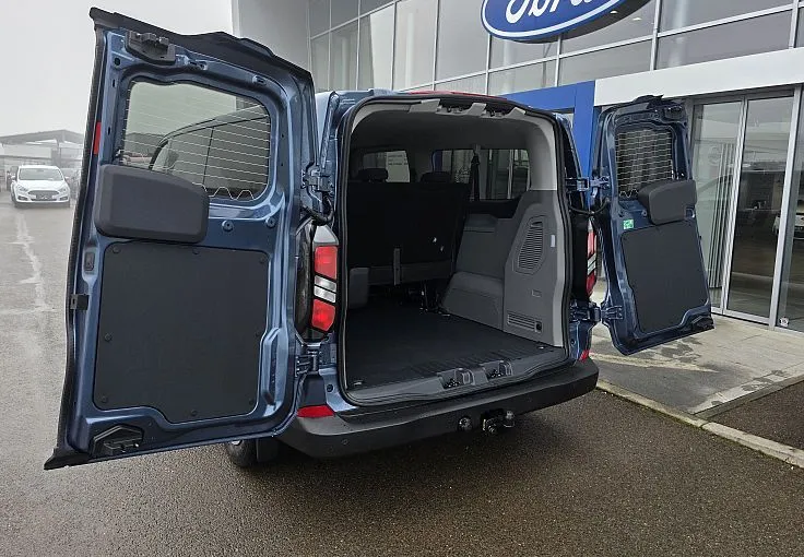 Zunanja slika - Ford E-Transit Custom - Transit Custom Kombi Trend 8+1 - 7