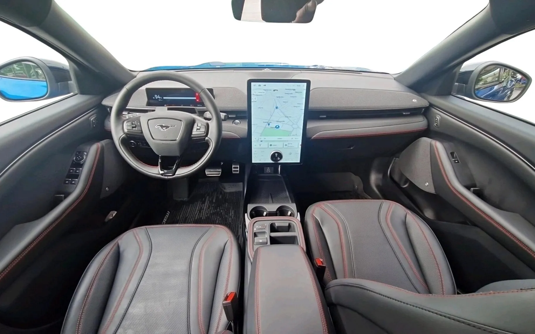 Zunanja slika - Ford Mustang - 4x4 Mach-E  88 kWh  Premium podaljšan doseg - 4