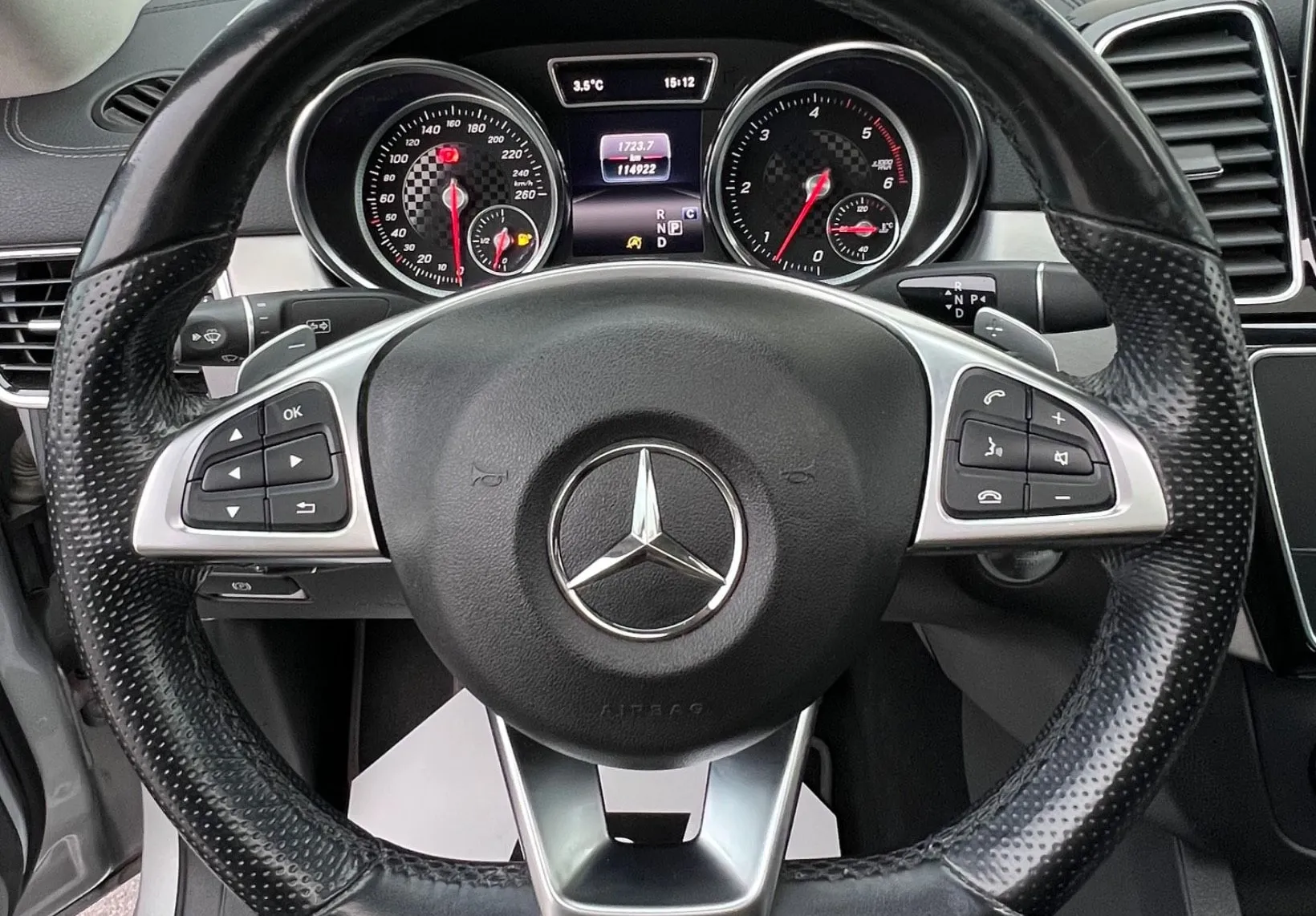 Notranja slika - Mercedes-Benz GLE coupe - 350 d 4MATIC+AMG+FULL LED+PANORAMA+NAVI+KLJUKA+... - 11