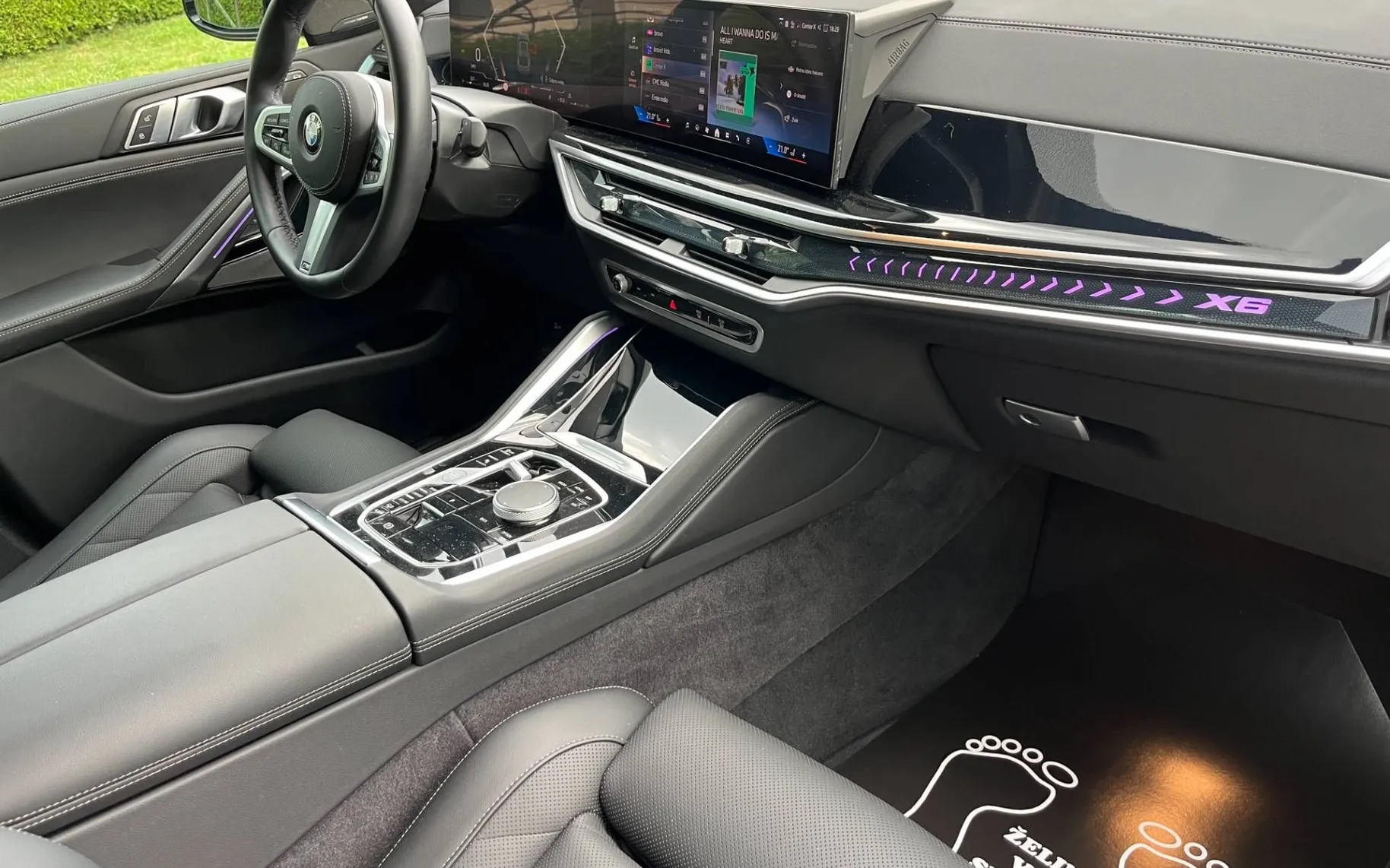 Notranja slika - BMW serija X6: - xDrive30d Avt.M PRO-ICONIC-SOFT CL-LASER-PANO... - 11