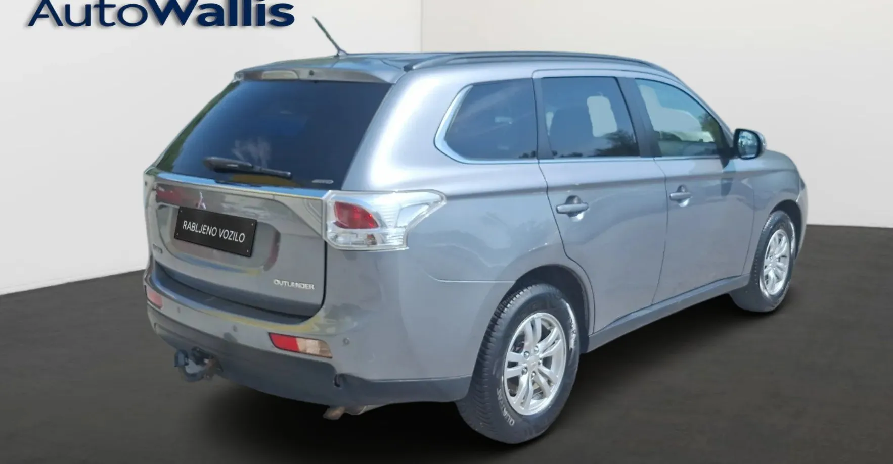 Zunanja slika - Mitsubishi Outlander - 4WD 2.2 - 5