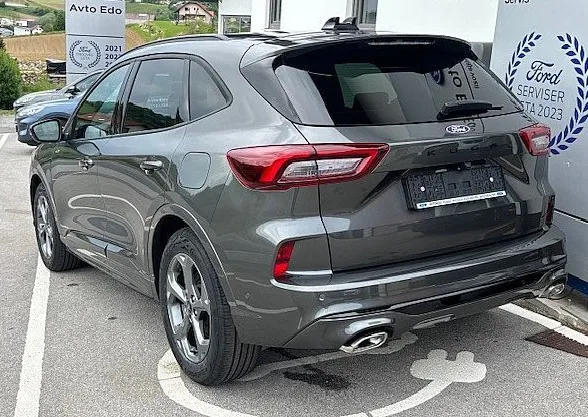 Zunanja slika - Ford Kuga - St-Line X 1.5 EcoBoost 186KM - 3
