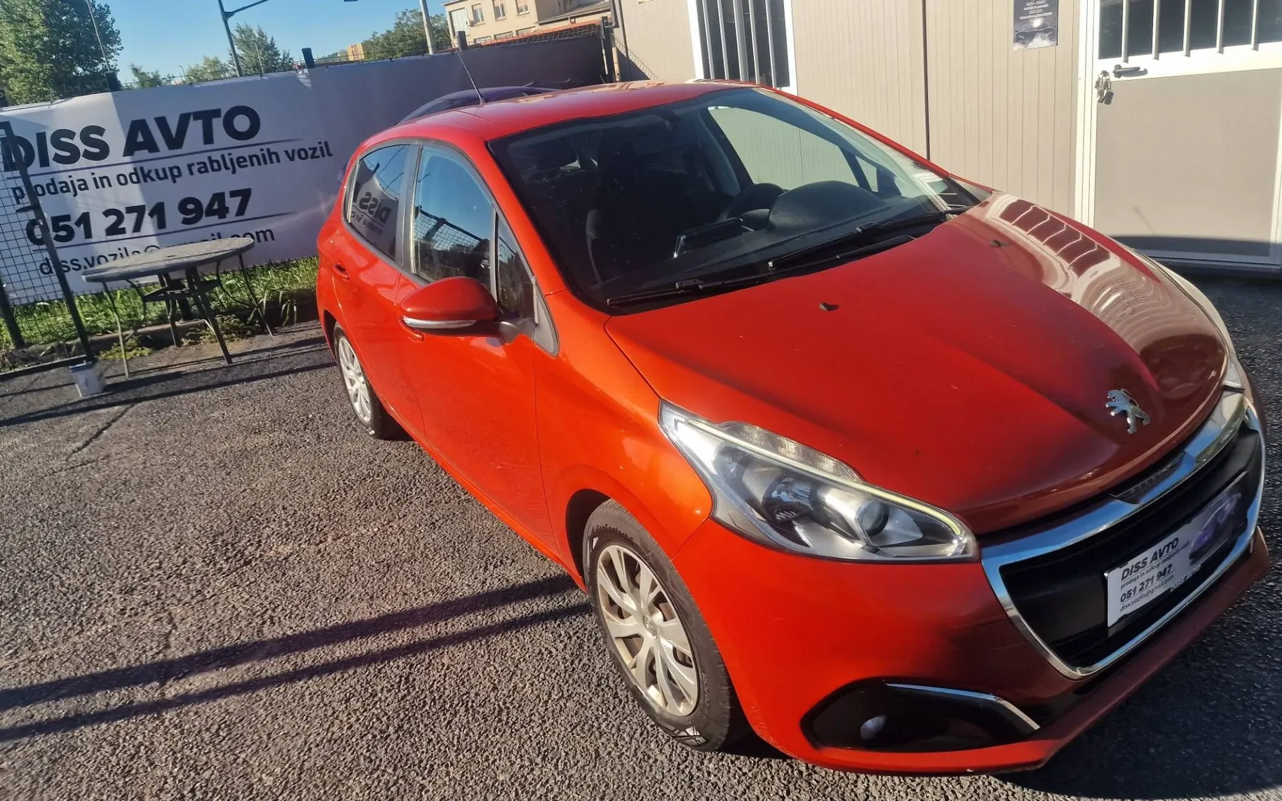 Zunanja slika - Peugeot 208 - 1.2 NA KREDIT BREZ POLOGA - 6