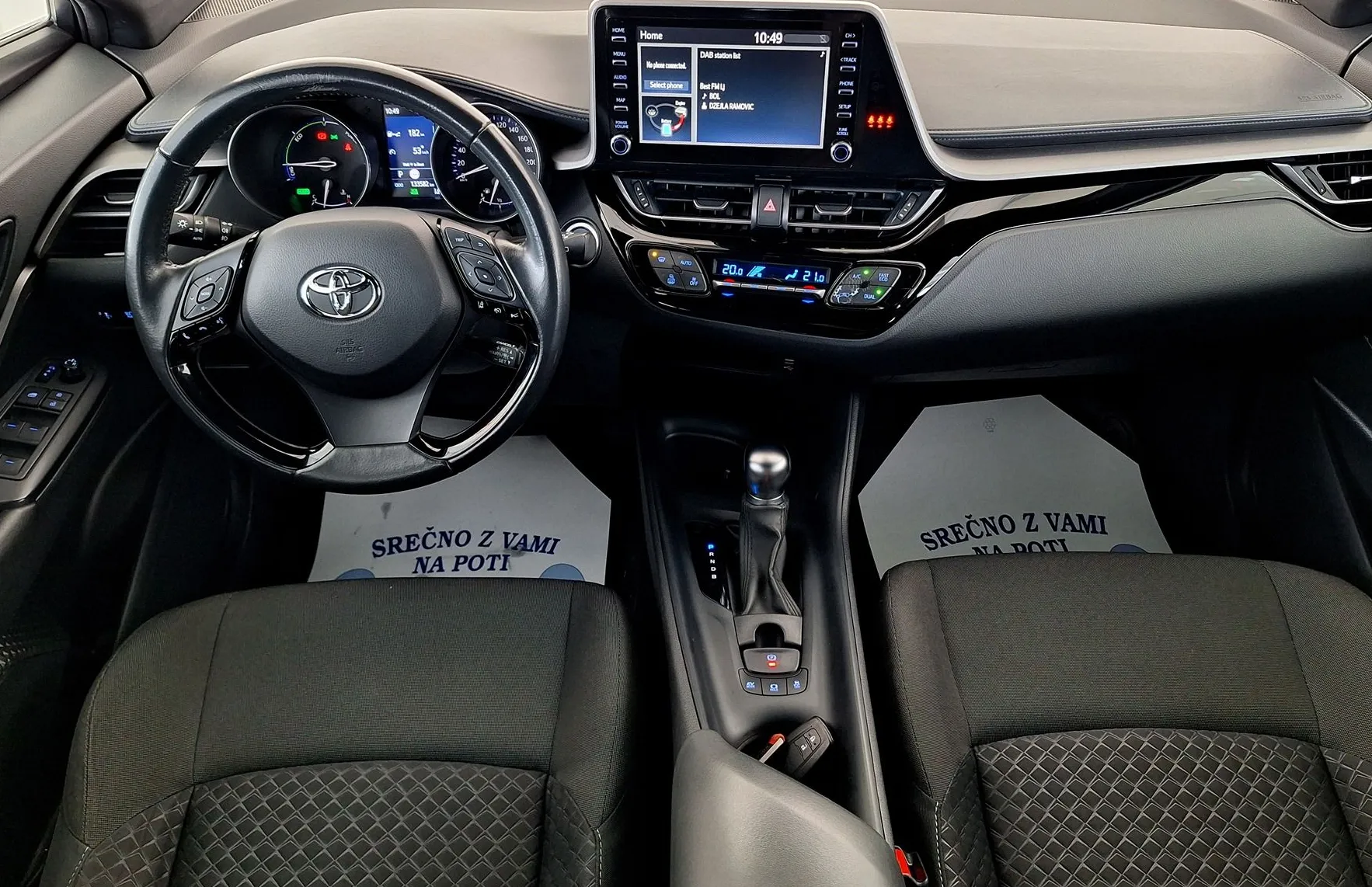 Zunanja slika - Toyota C-HR - 1.8 Hybrid C-ENTER Smart E-CVT•VL.KLJUKA•KAMERA• - 12
