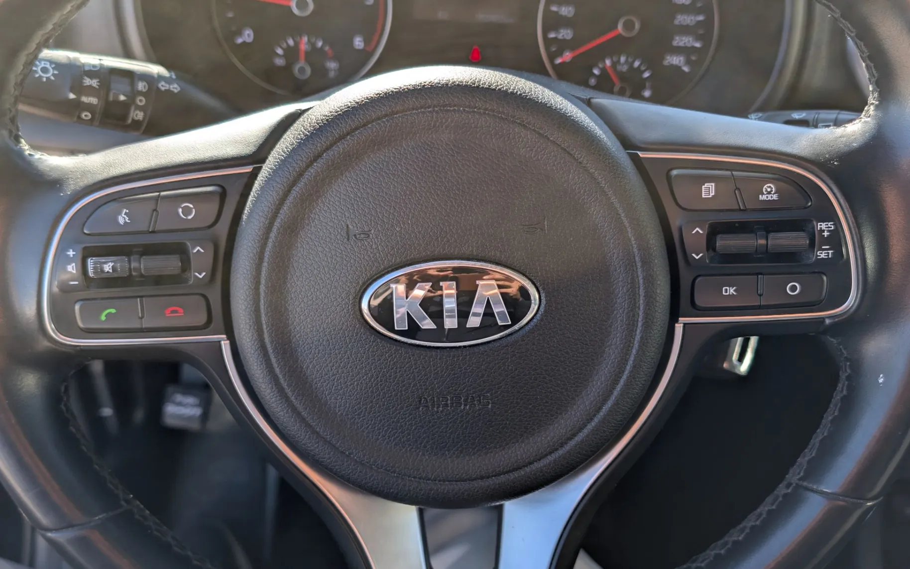 Zunanja slika - KIA Sportage - 2WD 1.7 CRDI City ISG 19 - 20