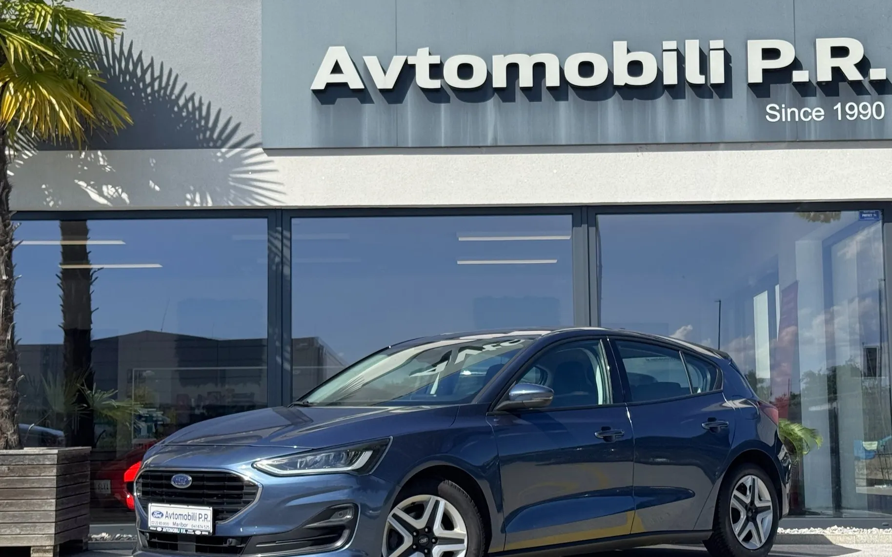 Zunanja slika - Ford Focus - 1.0 ECOBOOST 125KM CONNECTED FULL LED ZIMSKI PAKET - 1