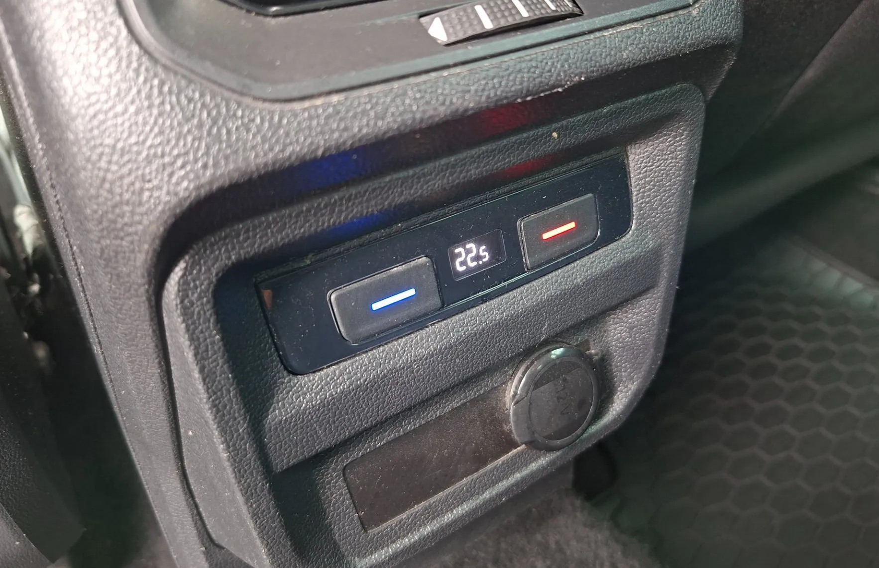 Zunanja slika - Volkswagen Tiguan - 4motion 2.0 TDI R-Line Edition - 12