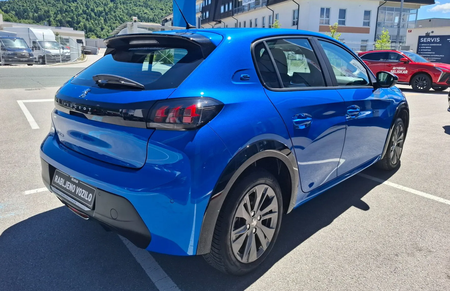 Zunanja slika - Peugeot 208 - EV 100KW - 3000€ SUBVENCIJE - POVRNITEV DDV-ja - 8
