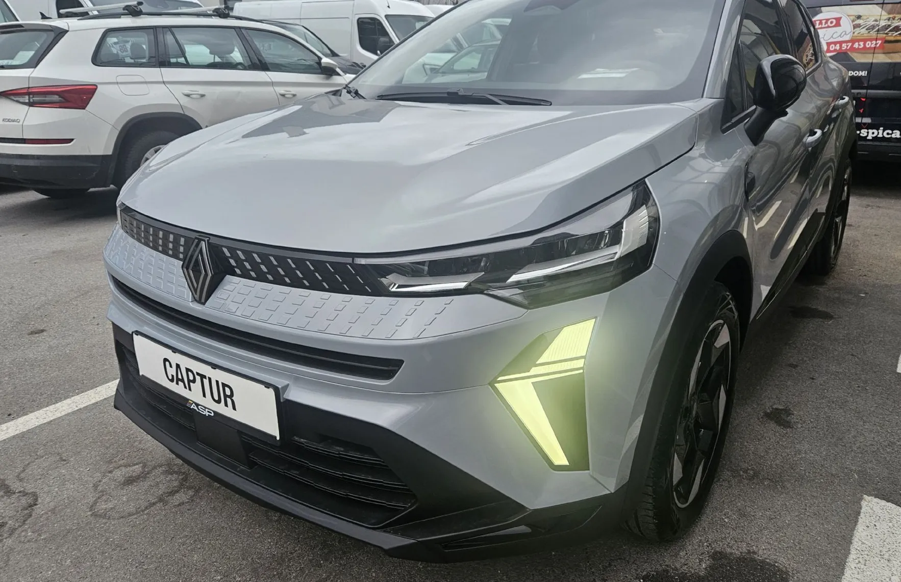 Zunanja slika - Renault Captur - TCe 140 Techno - 1