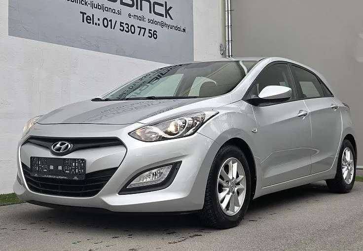 Zunanja slika - Hyundai i30 - 1.6 CRDi Comfort - 1