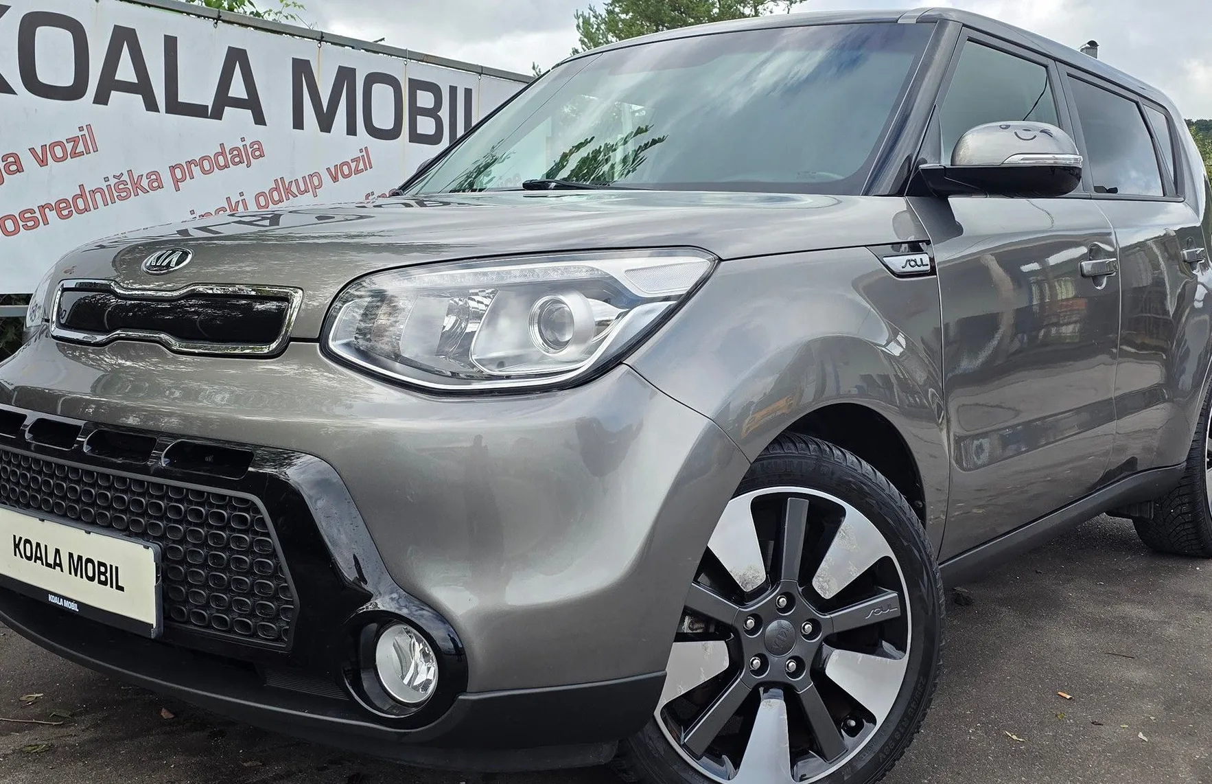 Zunanja slika - KIA Soul - 1.6 CRDi EX LED-KAMERA-ALU-2.LASTNIK - 17