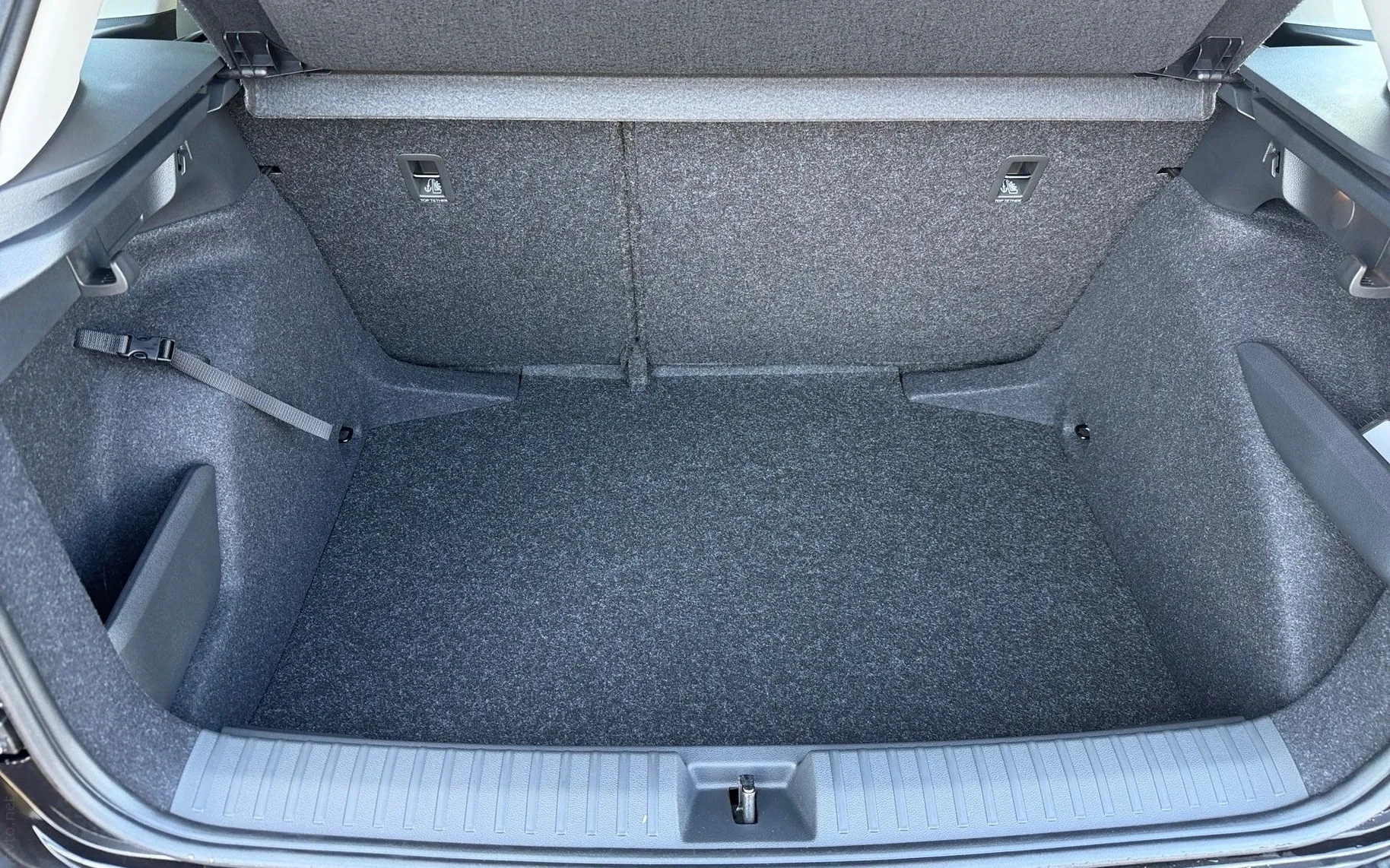 Notranja slika - Škoda Kamiq - 1.0 TSI Easy DSG... - 12
