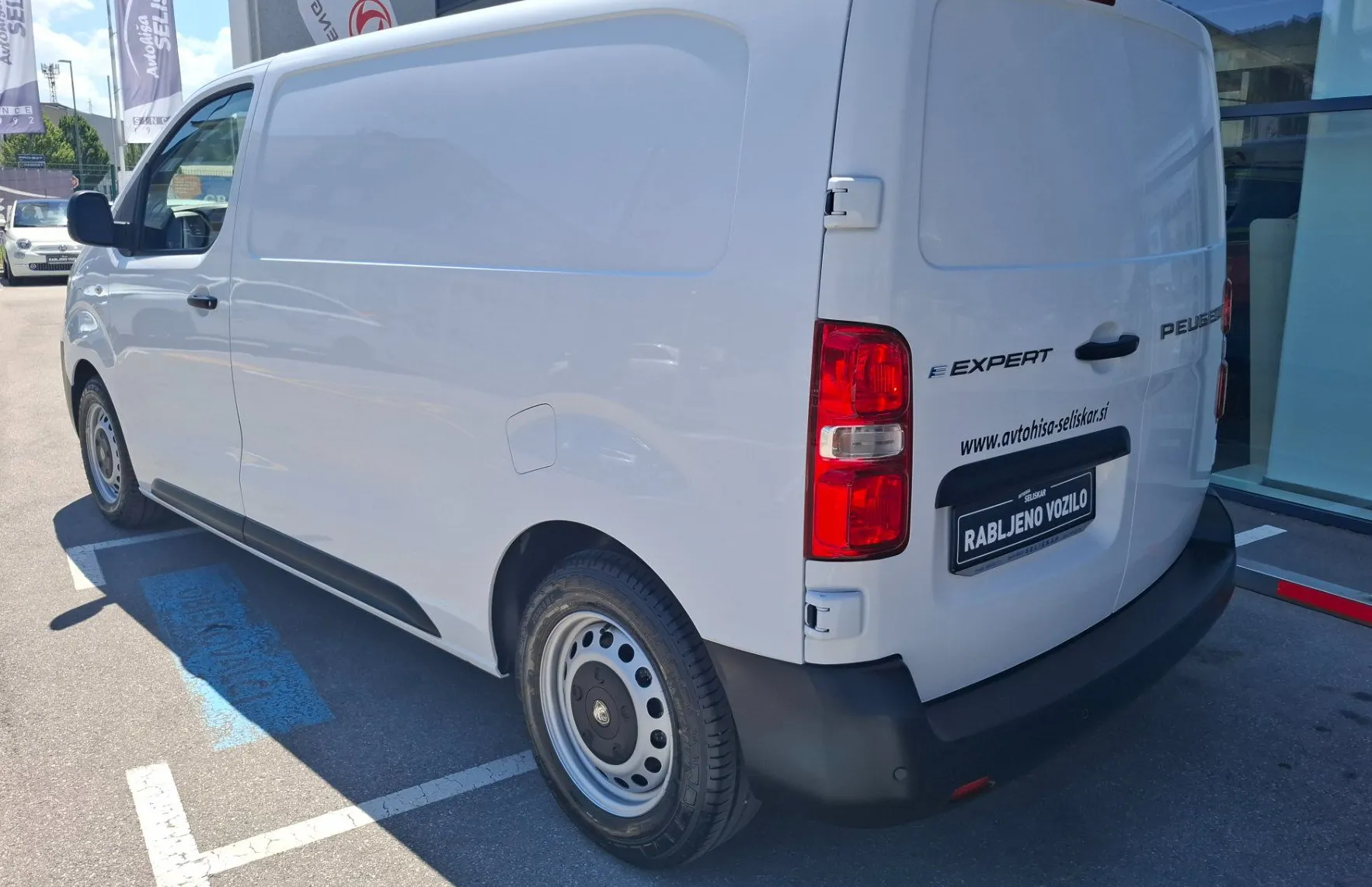 Zunanja slika - Peugeot Expert - E-Drive - 36