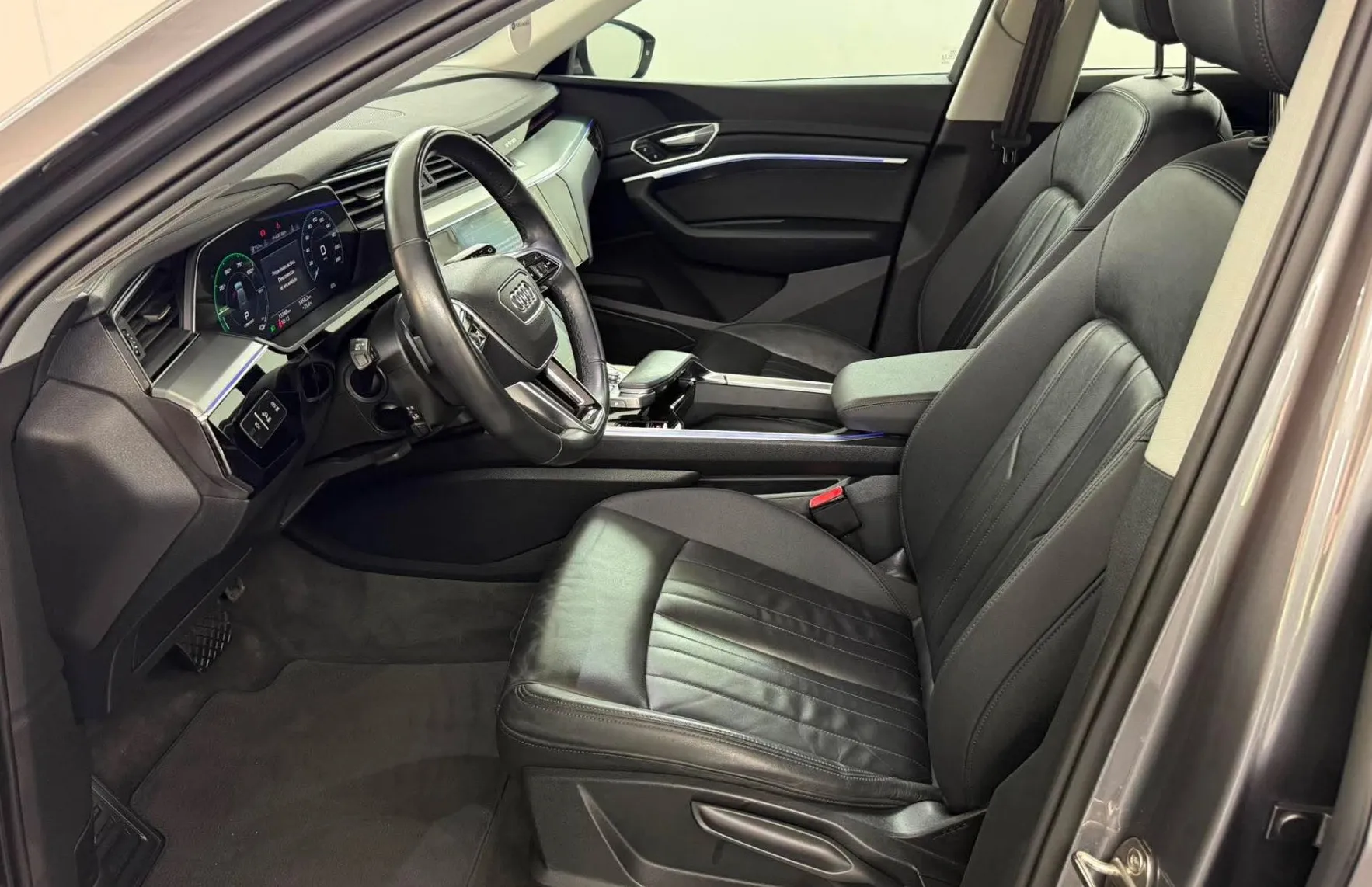 Zunanja slika - Audi e-tron - 55 quattro Advanced.KAMERA.LED.USNJE.NAVI.4X4.ACC - 7