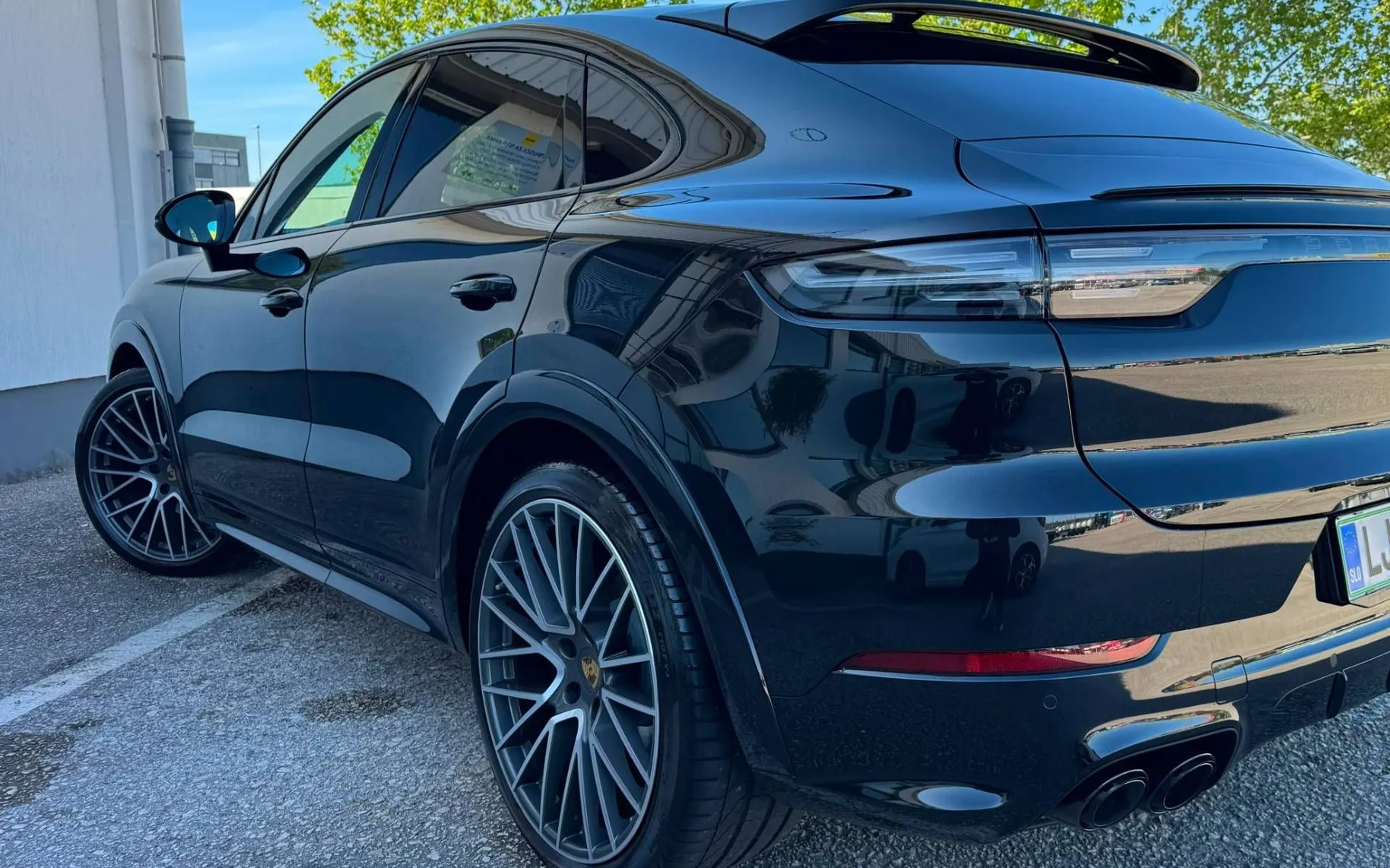 Zunanja slika - Porsche Cayenne Coupe - 3.0 PLATINUM EDITION SAMO 34.000km - 4